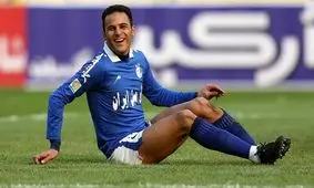 طلب یک میلیاردو هفتصد میلیونی آقای گل از استقلال!