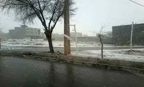بارش برف بهاری چادگانی ها را غافلگیر کرد