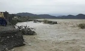 خروش رودخانه فصلی ملوران در بخش مرکزی شهرستان نیکشهر