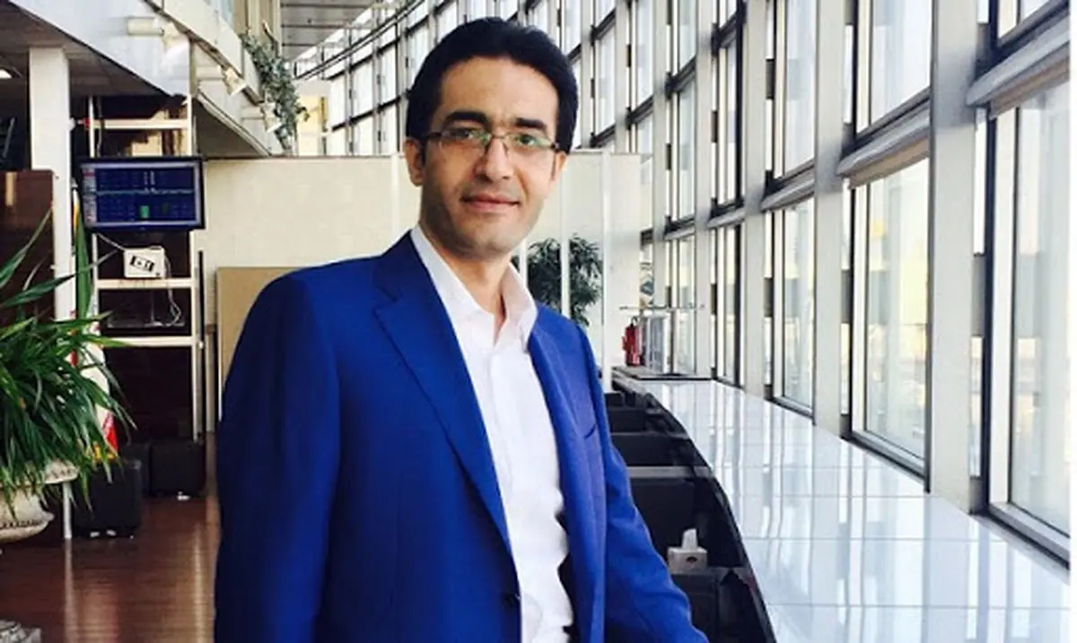 جلوگیری از صادرات ۱۳۱ تن دستکش در گمرک بازرگان