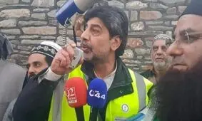 مساجد شهر بریستول به روی نمازگزاران بسته شد