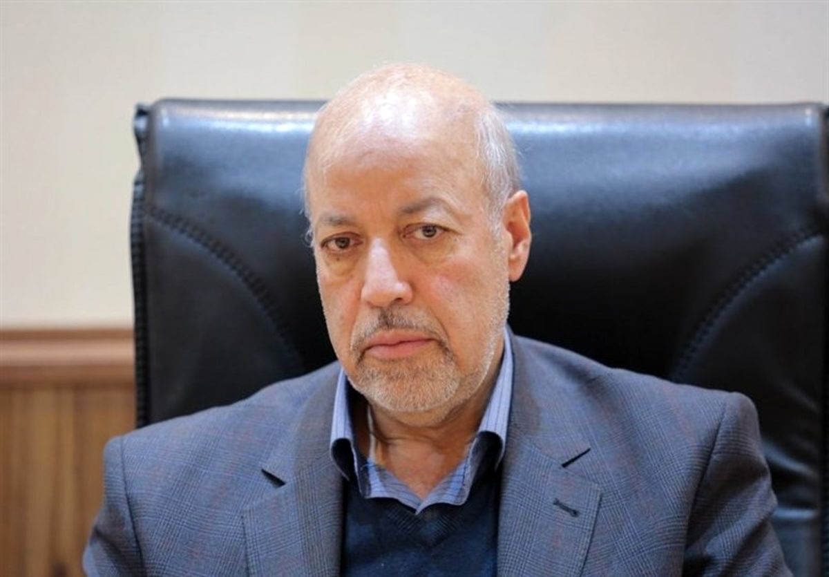 استاندار اصفهان: وضعیت اصفهان قرمز است / در ۲۴ ساعت گذشته بیماران مشکوک به کرونا ۷ درصد رشد داشت