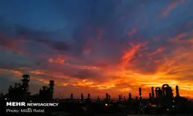 آتش سوزی در پتروشیمی آبادان مهار شد