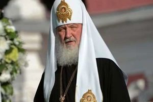 دعای سواره رهبر کلیسای ارتدوکس روسیه برای دفع کرونا