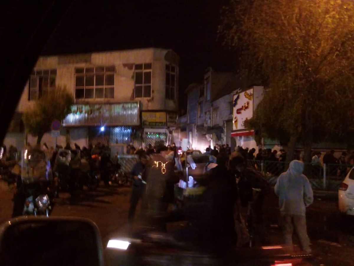 فیلم| تجمع دیشب معتادان در میدان شوش تهران/ در اینجا خبری از کرونا نیست