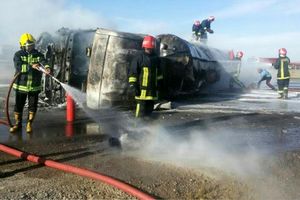 جان باختن راننده تانکر حامل سوخت در شعله‌های آتش