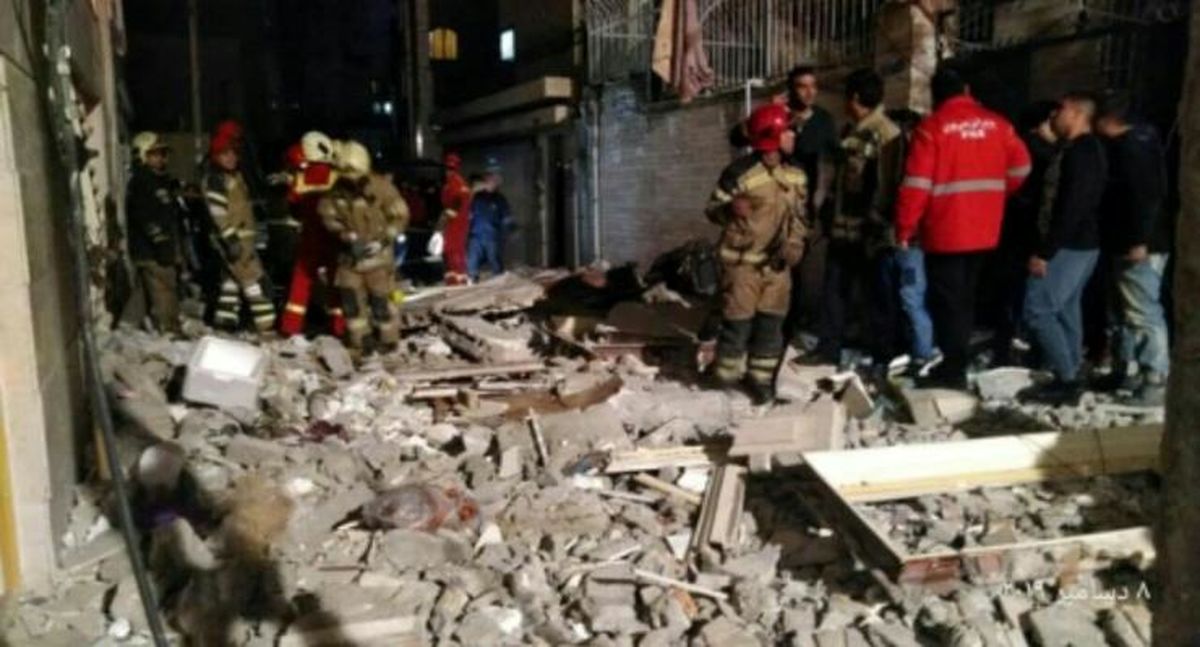 انفجار و تخریب ۴ منزل و ۴ خودرو در شاهینشهر