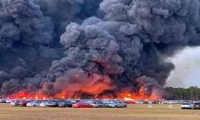 سوختن ۳۵۰۰ خودرو در فرودگاه فلوریدای آمریکا / فیلم