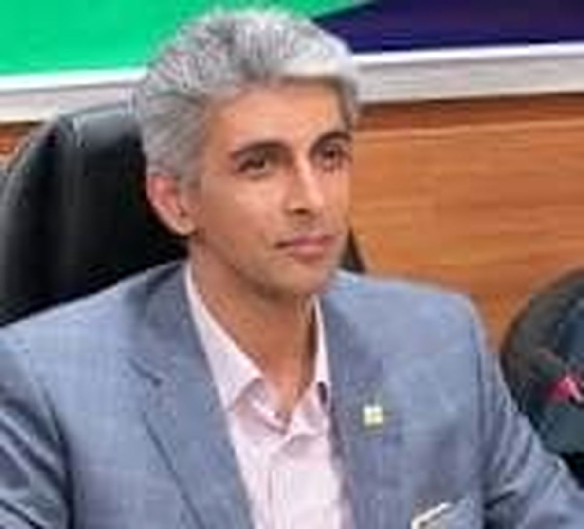 ۴۴۰ نفر در حوزه مدیریت دانشگاه علوم پزشکی سمنان به کرونا مبتلا شدهاند
