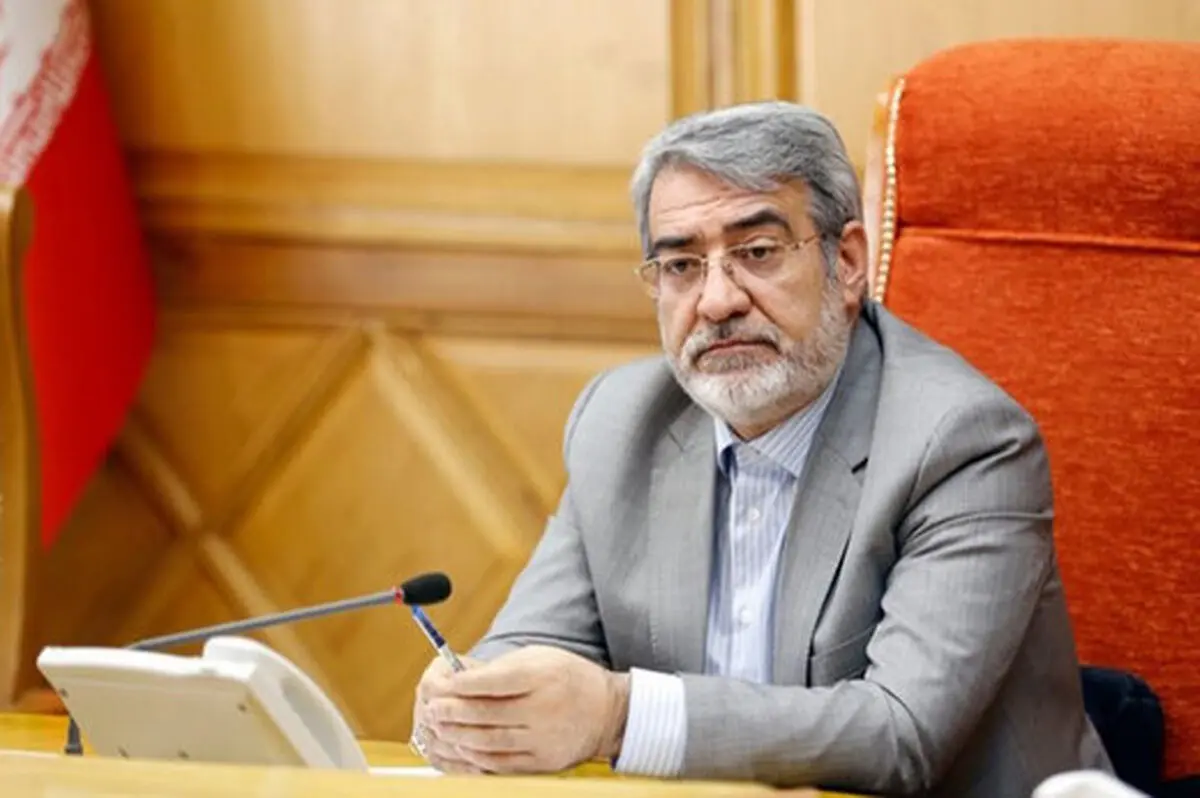 واکنش وزیر کشور به احتمال ممنوعیت تردد در خیابان‌ها/فعالان صنفی باید مجوز فعالیت از وزارت بهداشت بگیرند