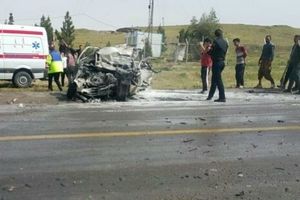 سوختن راننده در آتش به دلیل تصادف با کامیون + فیلم