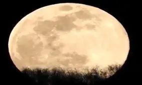 تصاویر استثنایی از اَبَر ماه آوریل