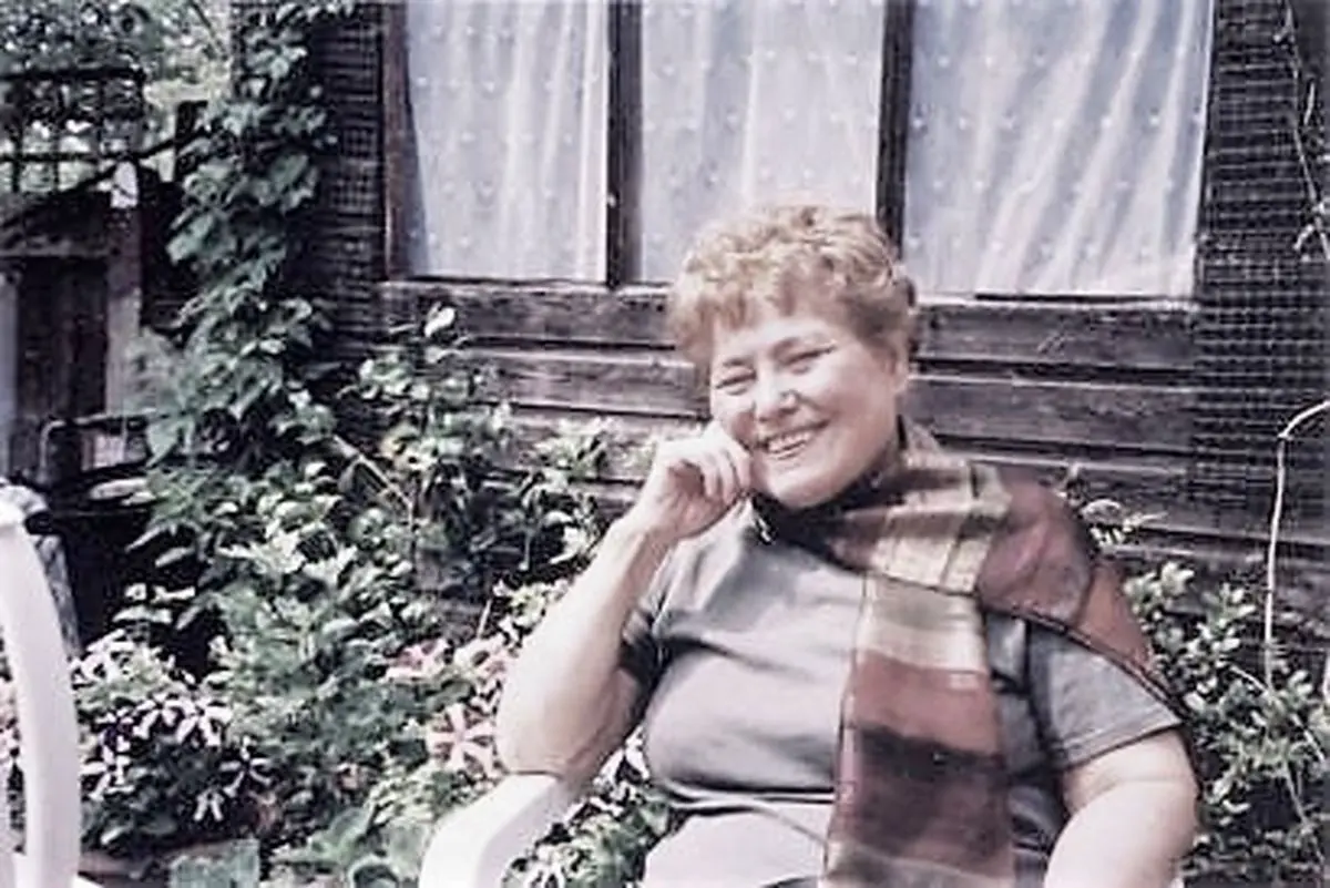 مرگ پری منصوری زن ایرانی سرشناس در لندن/علت مرگ