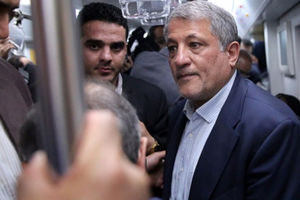 محسن هاشمی: برای کنترل کرونا در تهران، باید حمل ونقل عمومی را تعطیل کنیم