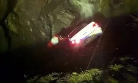 واژگونی پژوپارس در رفسنجان 2 کشته برجا گذاشت