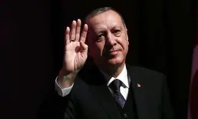 فیلم| لحظات احساسی اردوغان از شنیدن نوای اذان در اسپانیا