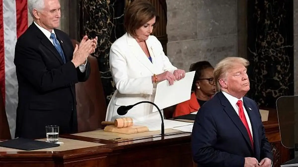 واکنش ترامپ به انتقاد رئیس مجلس نمایندگان: نانسی پلوسی توله سگ مریض است