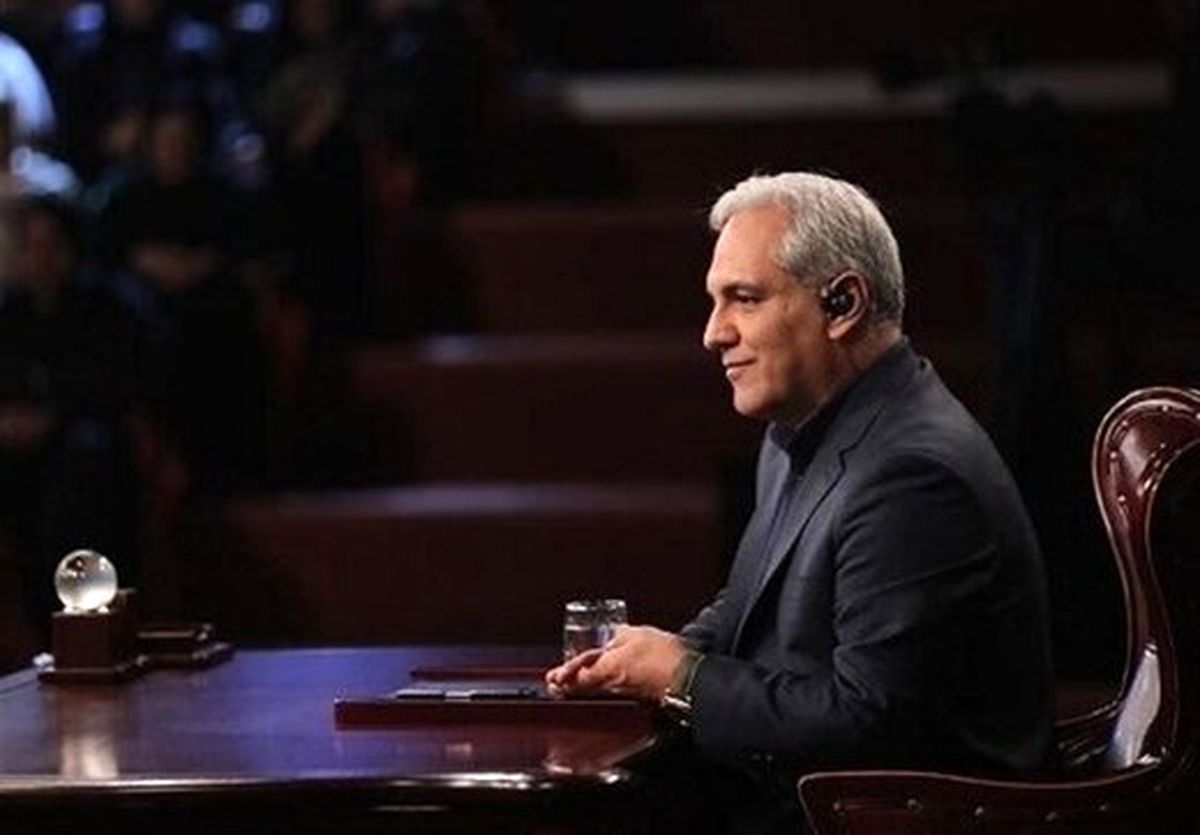 چرا مهران مدیری و مهمانانش در «دورهمی» مشکی پوش هستند؟