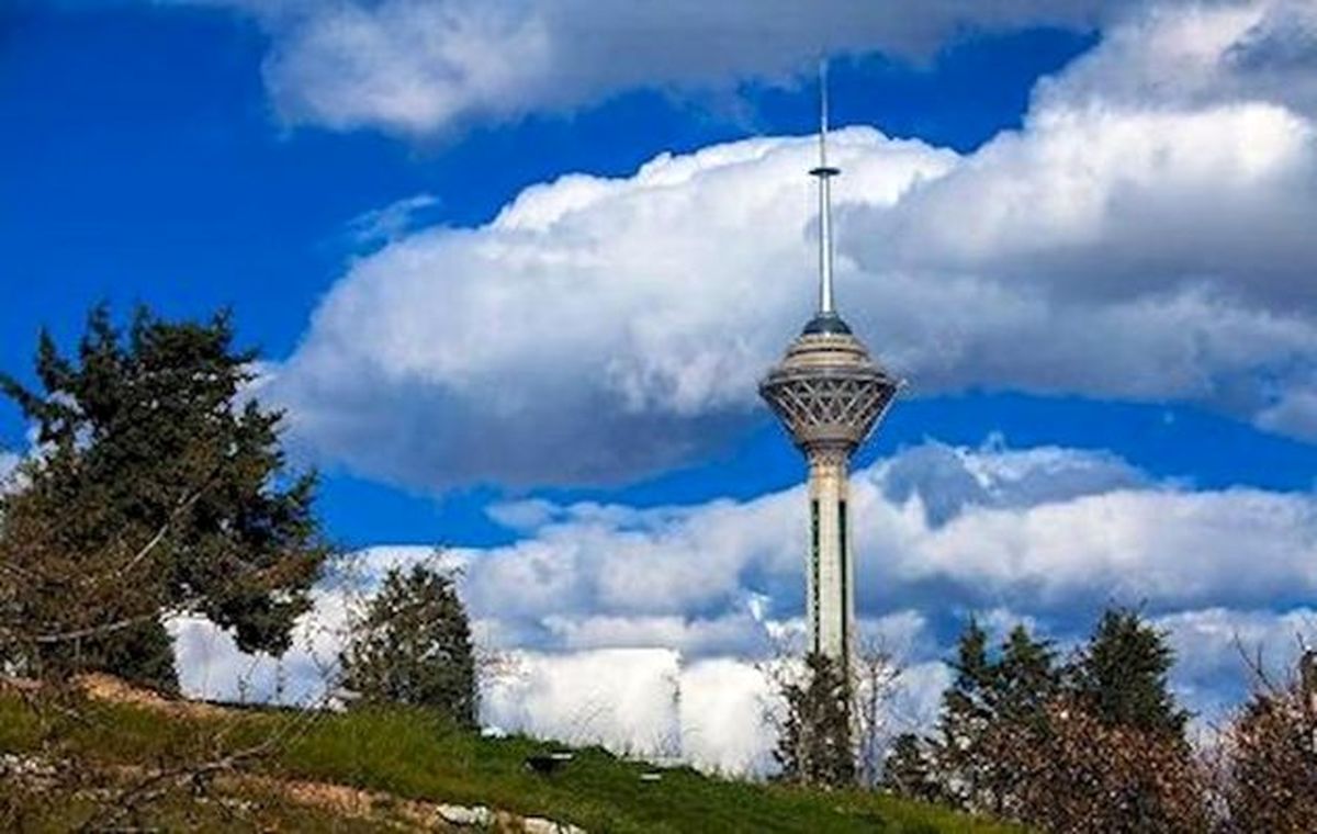 هوای تهران در ۱۳ فروردین ماه پاک است