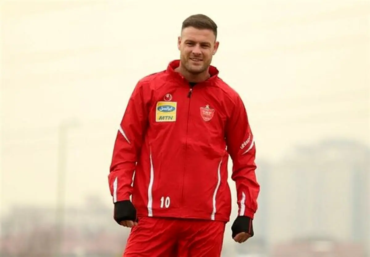 هواداران پرسپولیس دلتنگ بازیکن جنجالی!