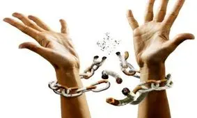 اعتیاد سالانه ۳۰ هزار میلیارد تومان به جامعه خسارت وارد می‌کند