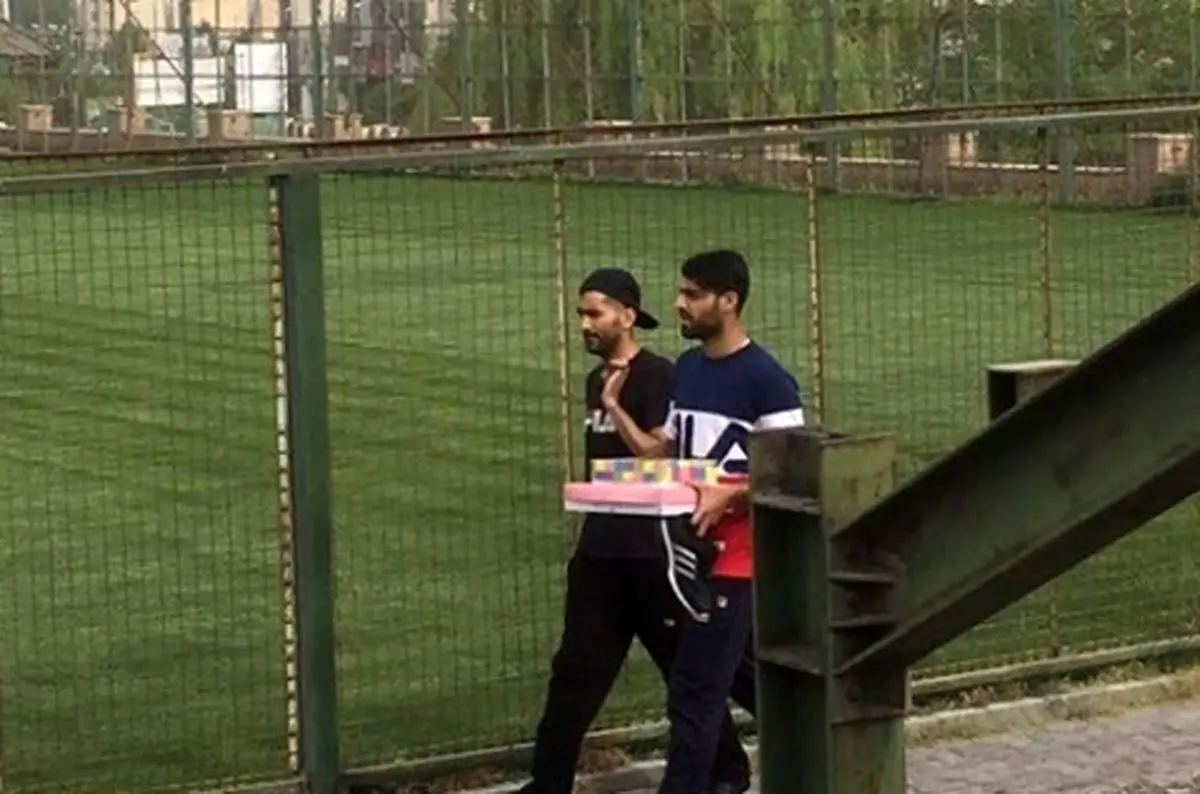 شیرینی آقای گل طارمی در تمرین پرسپولیس