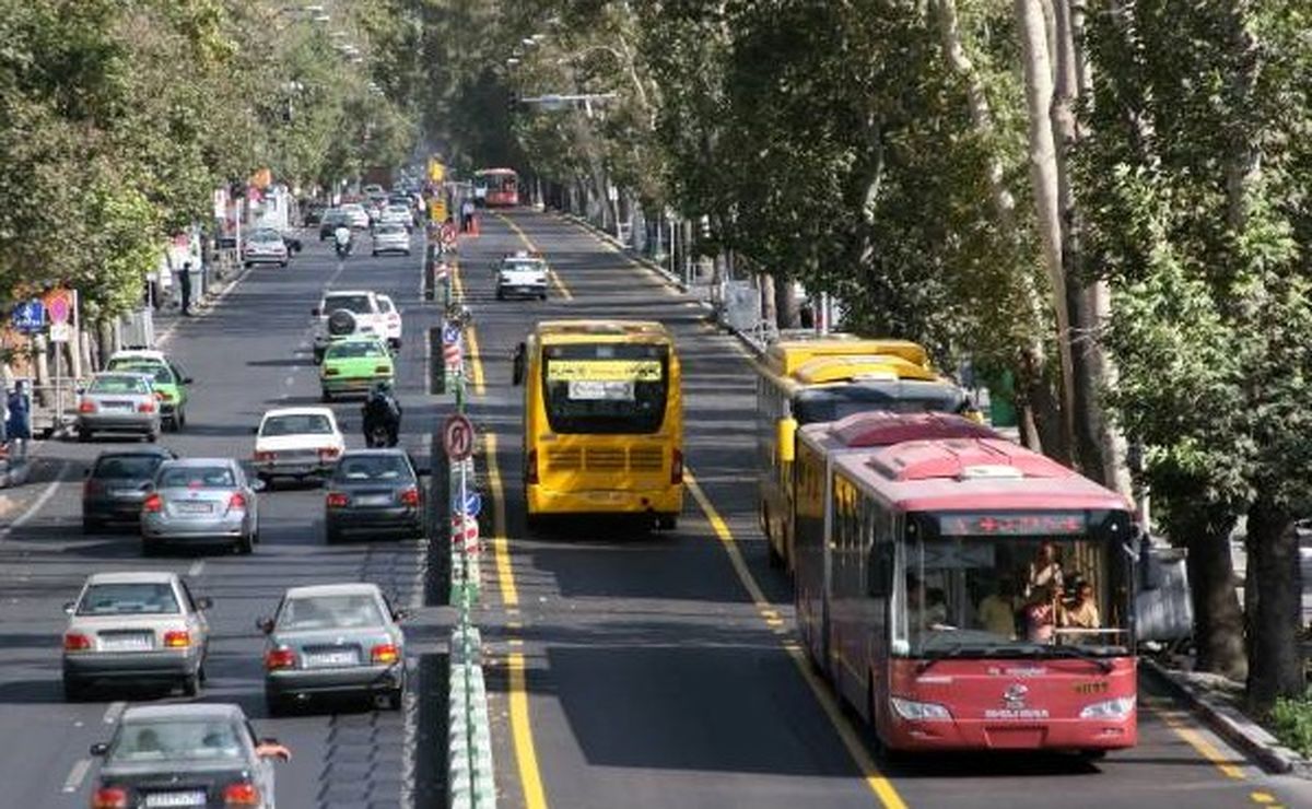 نشست خیابان ولیعصر علت توقف در سرویس دهی بیآرتی