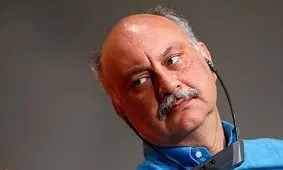 گفته‌های بایک کریمی از اما و اگرهای فیلمبرداری تئاتر در سالن خالی