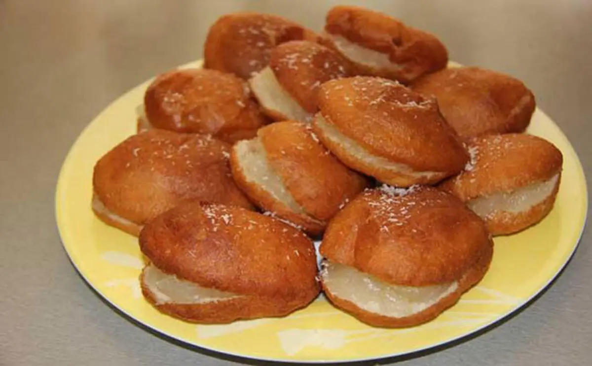 طرز تهیه پیراشکی کرم دار