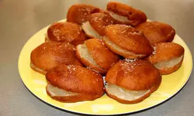 طرز تهیه پیراشکی کرم دار