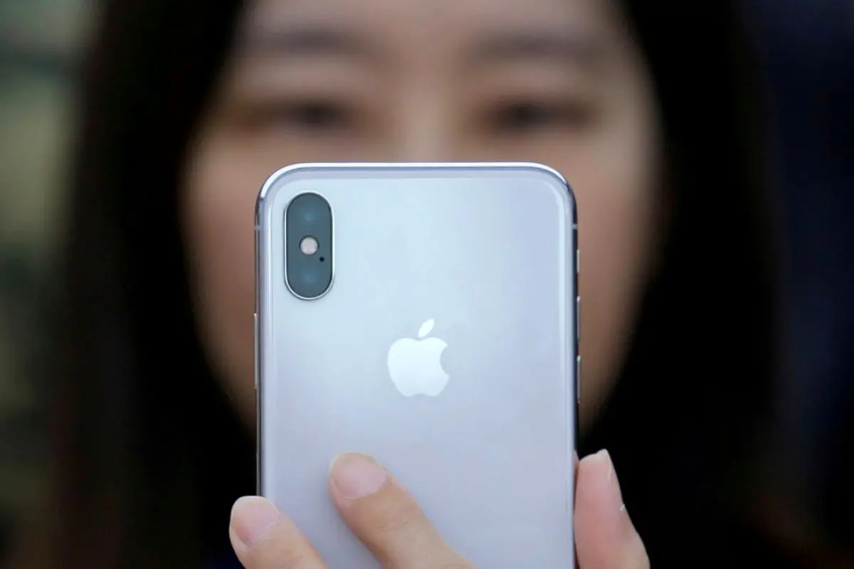 چینی‌ها ۲.۵ میلیون دستگاه آیفون خریدند