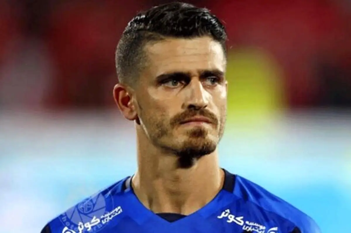 پیشنهاد کاپیتان استقلال برای ادامه لیگ‌برتر