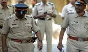 کندن گوش راننده اتوبوس به خاطر پول