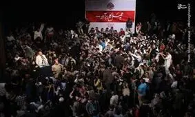 کسی که می‌گوید مشکلات کشور ۱۰۰ ساله هم حل نمی‌شود بداند که مردم نه صبر ایوب دارند و نه عمر نوح