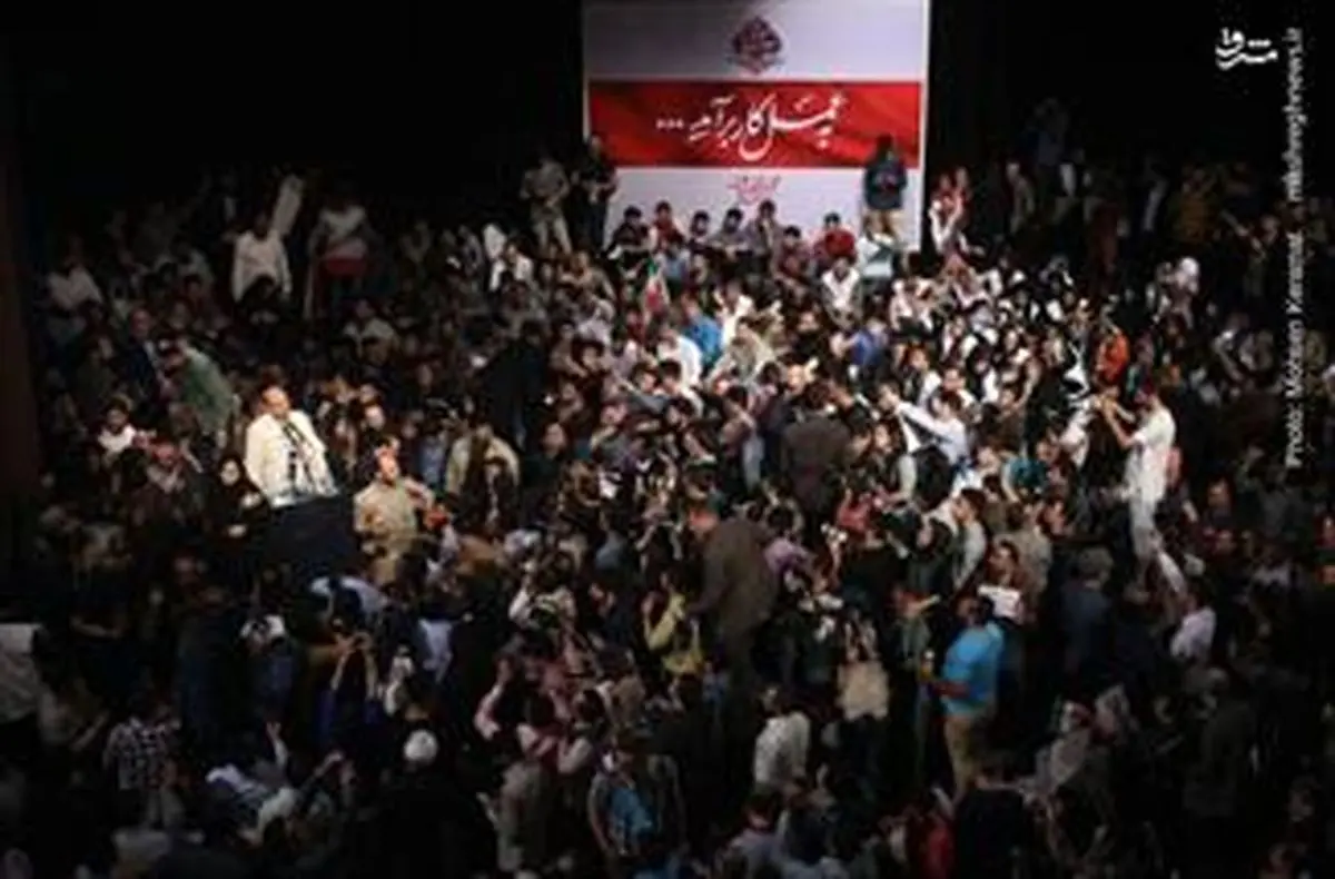 کسی که می‌گوید مشکلات کشور ۱۰۰ ساله هم حل نمی‌شود بداند که مردم نه صبر ایوب دارند و نه عمر نوح