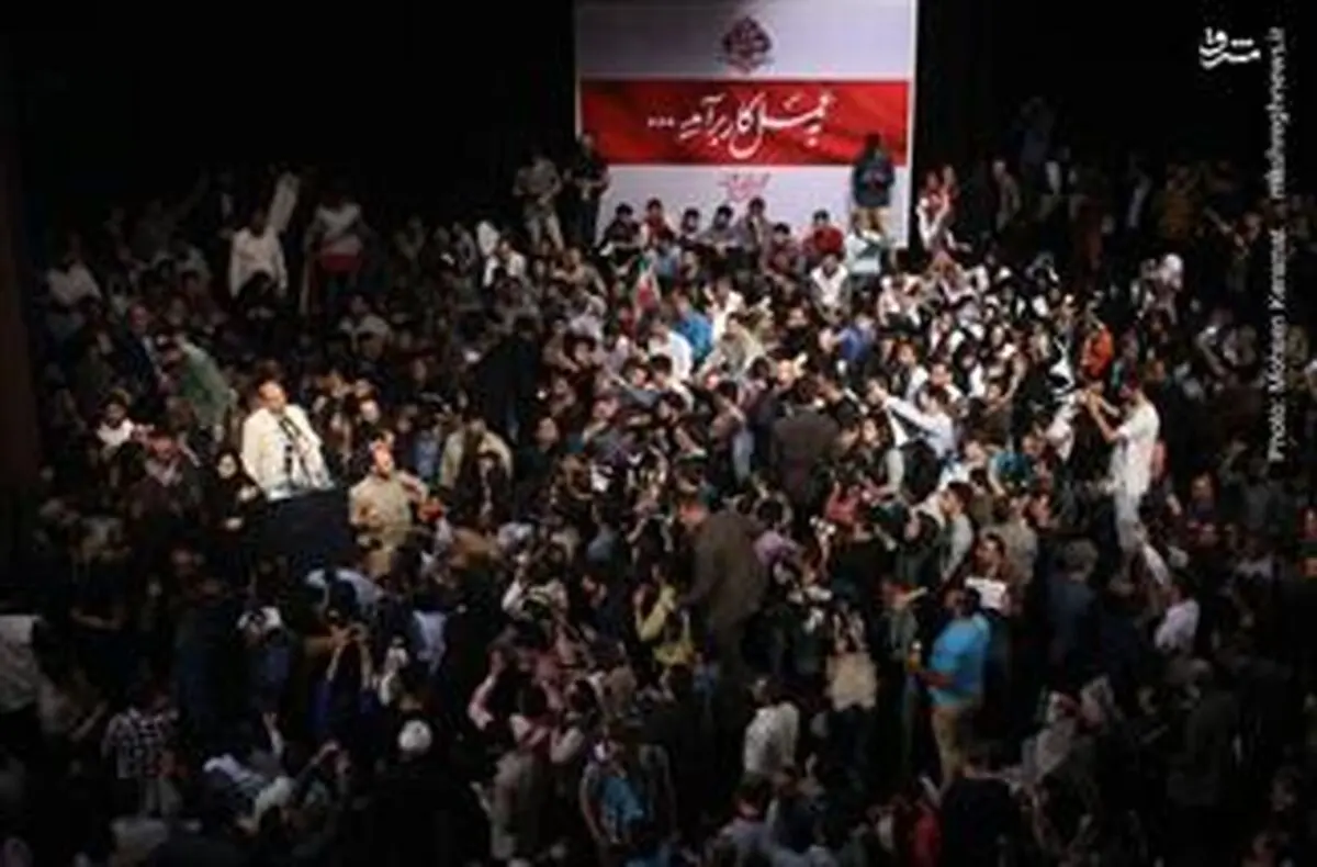 کسی که می‌گوید مشکلات کشور ۱۰۰ ساله هم حل نمی‌شود بداند که مردم نه صبر ایوب دارند و نه عمر نوح
