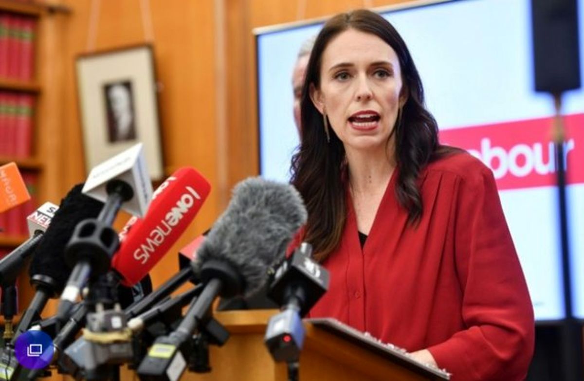 نخست وزیر و اعضای کابینه نیوزیلند ۲۰ درصد از حقوق‌شان را کم کردند