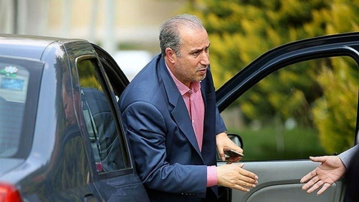 حکایت عجیب خودرویی که دست تاج ماند!