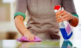 ویروس کرونا فقط سه ساعت بر روی کاغذ و اسکناس زنده می‌ماند / پس از استفاده از الکل حداقل باید پنج دقیقه صبر کنید