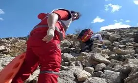 سقوط از کوه در بروجرد یک‌ کشته و سه مصدوم داشت