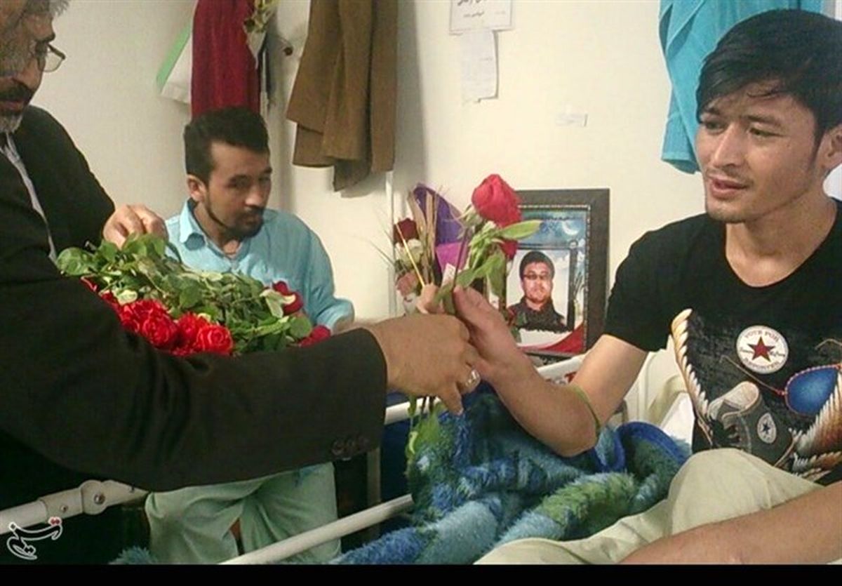 عیادت پزشکان جهادگر از جانبازان فاطمیون و زینبیون+عکس