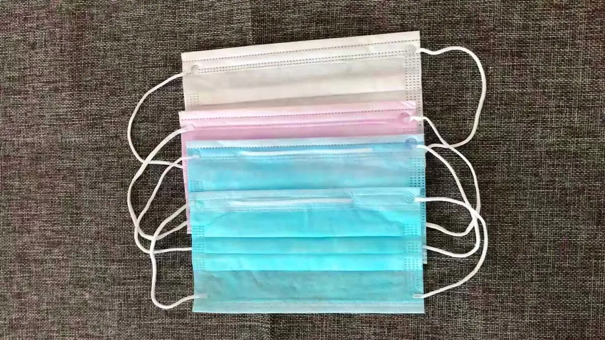 ۳۰ میلیون عدد ماسک سه لایه وارد کشور شد