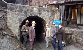 انفجار در معدن یورت چشمه آزادشهر/40 زخمی در انفجار معدن