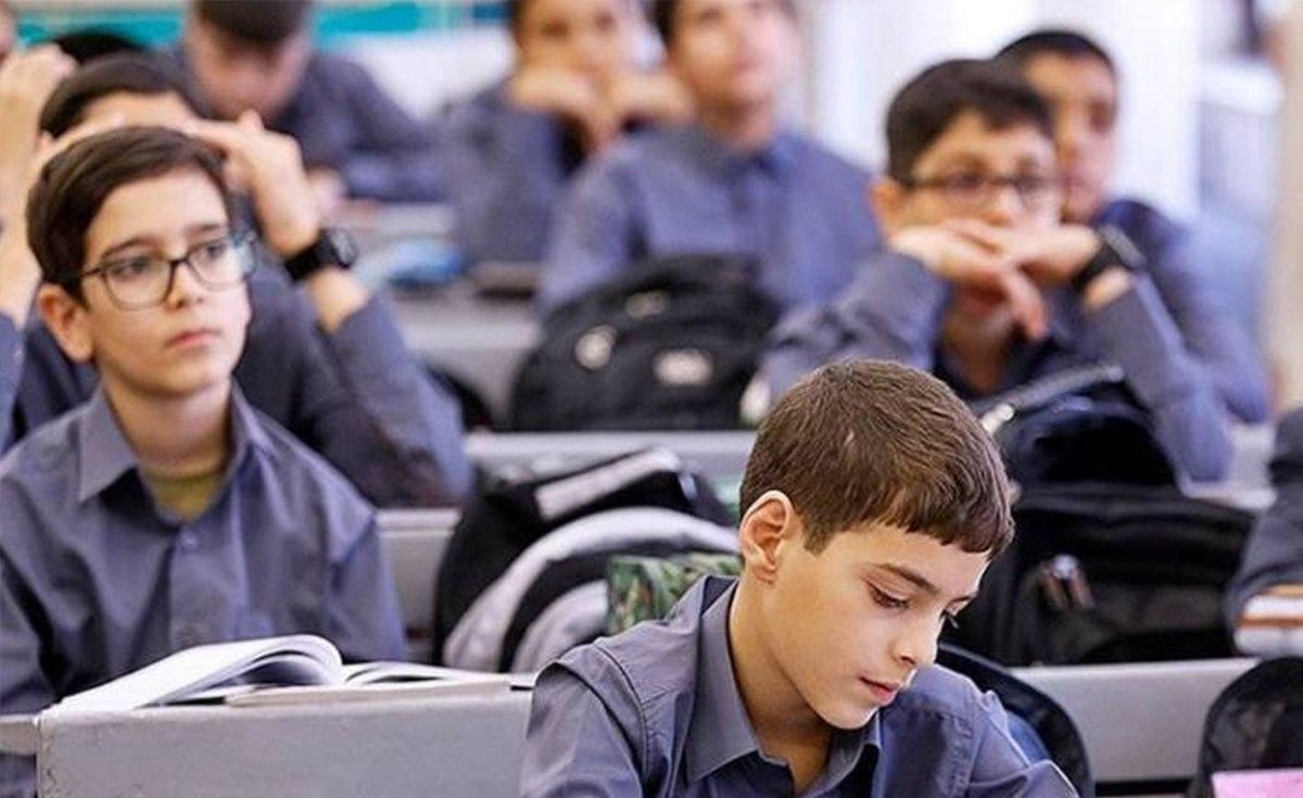 با وجود آلوده بودن حمل و نقل عمومی چگونه امتحانات را حضوری برگزار میکنید؟