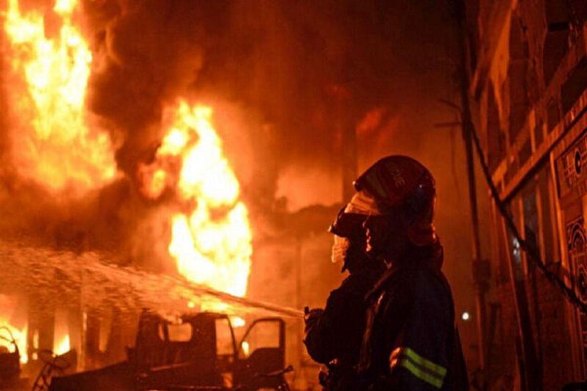 5 مصدوم در آتش‌سوزی منزل مسکونی