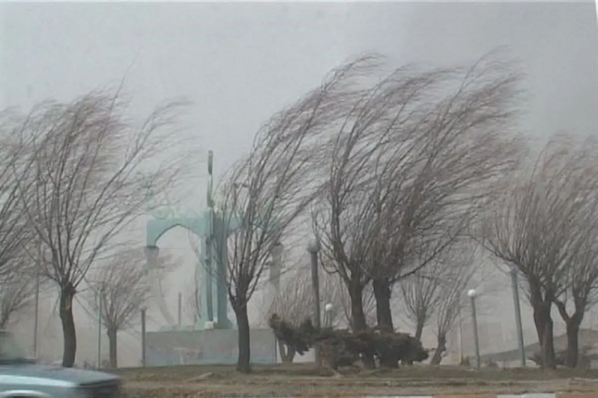 گرد و غبار چهارمحال و بختیاری را فرا می گیرد