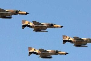 کل ایران زیر بال جنگنده بمب افکن اِف ۴ / ورود فانتوم به لیست بهترین جنگنده‌های سده بیستم + عکس