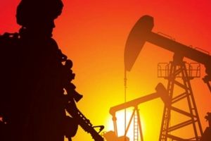 همه چیز درباره سقوط تاریخی قیمت نفت/ بن سلمان وارد یک بازی خطرناک شد/ آیا طلای سیاه باعث جنگ آمریکا و عربستان می‌شود؟