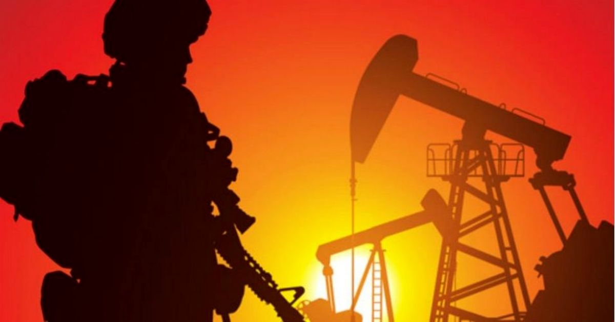 همه چیز درباره سقوط تاریخی قیمت نفت/ بن سلمان وارد یک بازی خطرناک شد/ آیا طلای سیاه باعث جنگ آمریکا و عربستان می‌شود؟