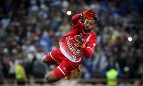 دروازه‌بان پرسپولیسی از استقلالی‌ها حلالیت طلبید/عکس